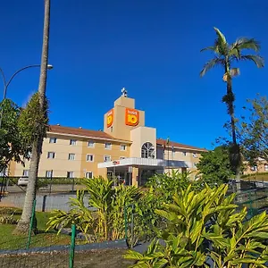 Hotel 10